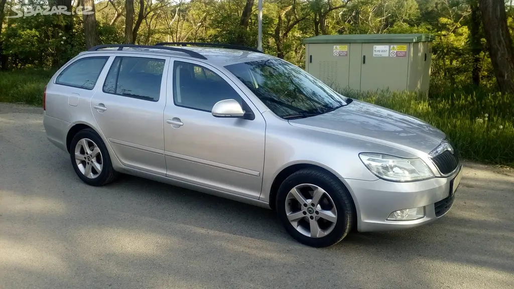 Škoda Octavia combi TDI 77kw rv 11/2011-CZ-TOP